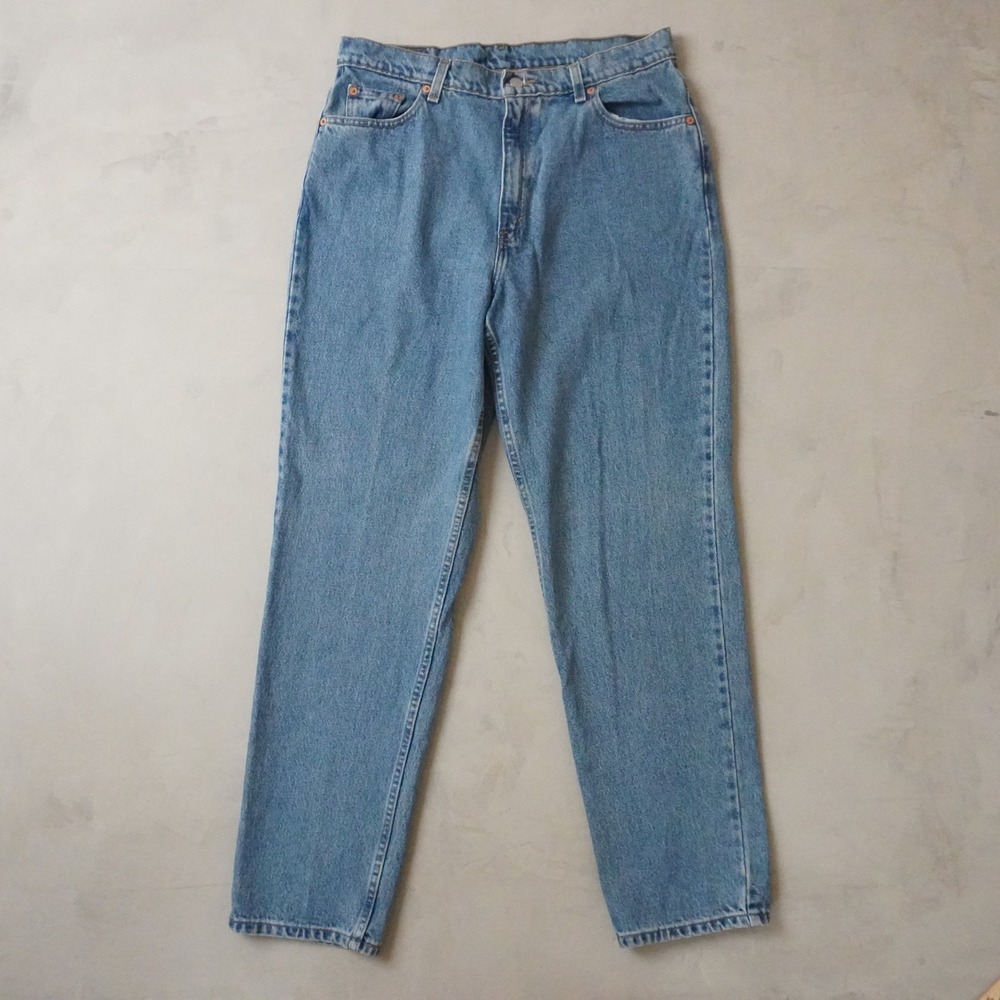 Vintage Levis 512 Jeans 32x31 Blue Slim Fit Straight Leg High Rise Denim 90s